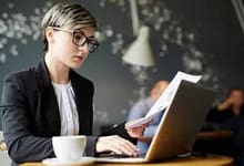 个人网站怎么赚钱,现在建网站还能赚钱吗?-楚狂人